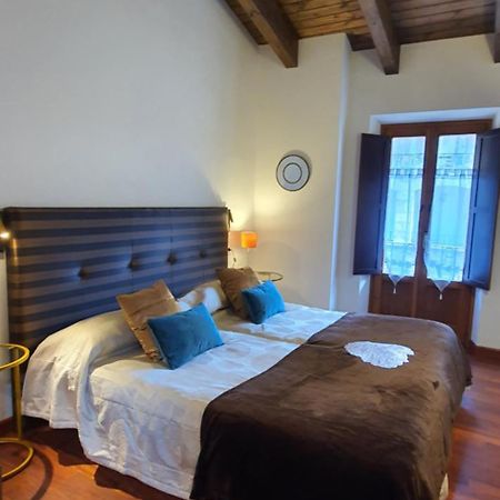 Cal Tranquil Camprodon, Acollidor Atic Al Centre Apartment Стая снимка