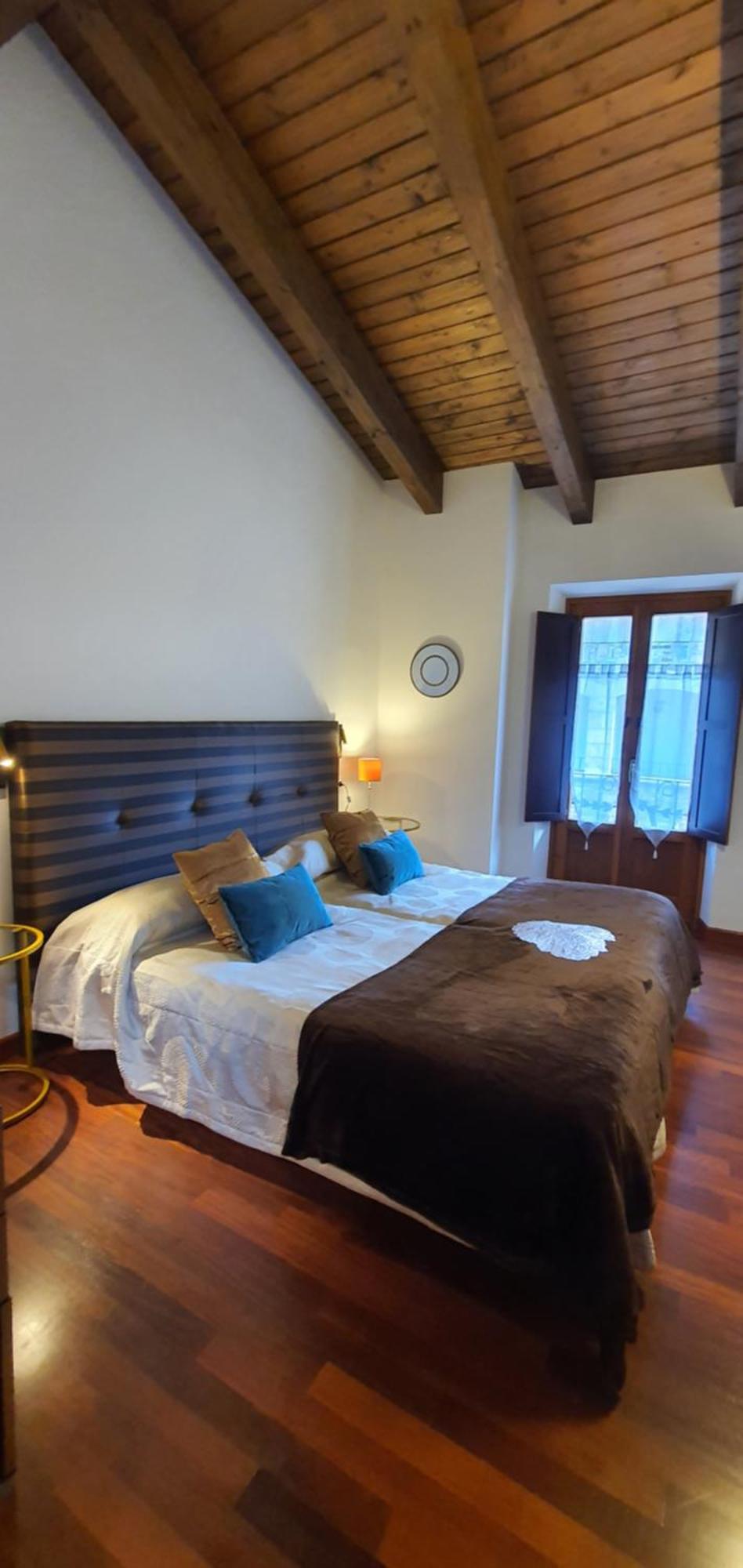 Cal Tranquil Camprodon, Acollidor Atic Al Centre Apartment Стая снимка